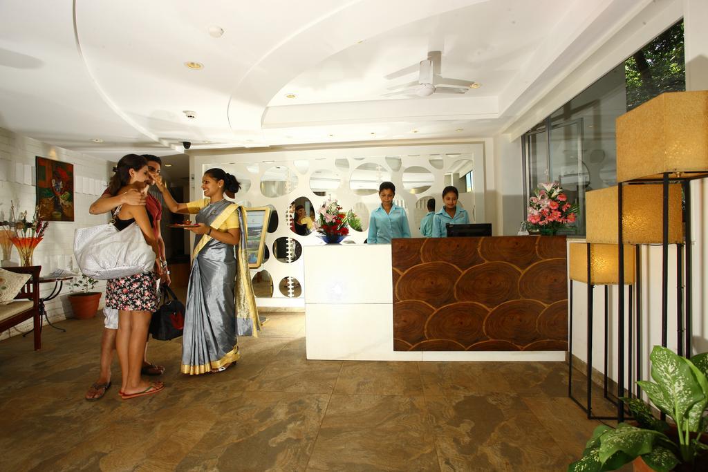Hotel Calangute Towers Buitenkant foto