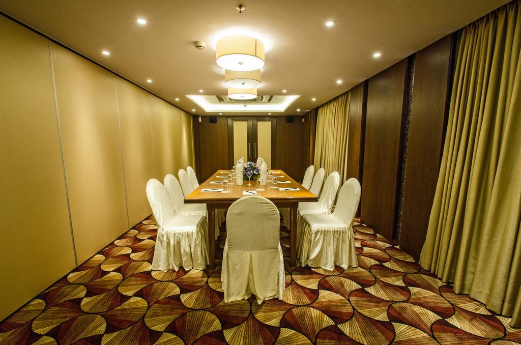 Hotel Calangute Towers Buitenkant foto