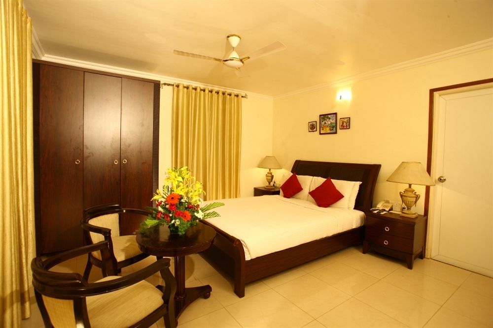 Hotel Calangute Towers Buitenkant foto