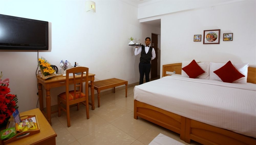 Hotel Calangute Towers Buitenkant foto